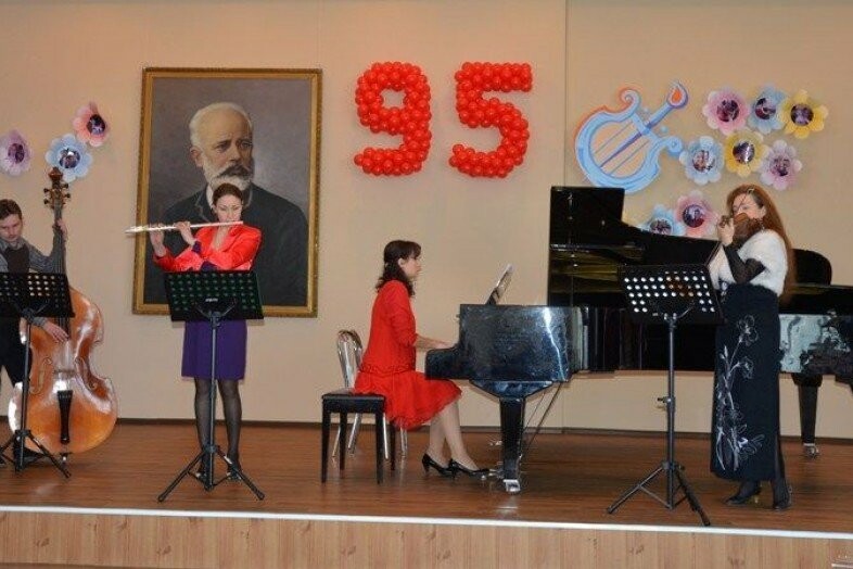 песни с днем рождения. юбилейный эх ж. ах какая баба черт возьми стихотворение. ах этот юбилей, юбилей. ах юбилей ах юбилей песня.