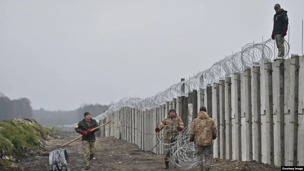 У РНБО України пояснили, чому будують “стіну” на кордоні з Білоруссю